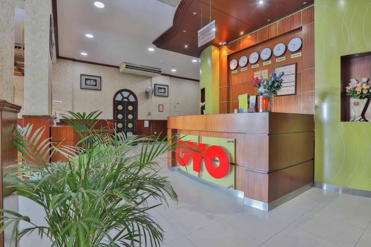 Oyo 274 California Suites 富吉拉 外观 照片