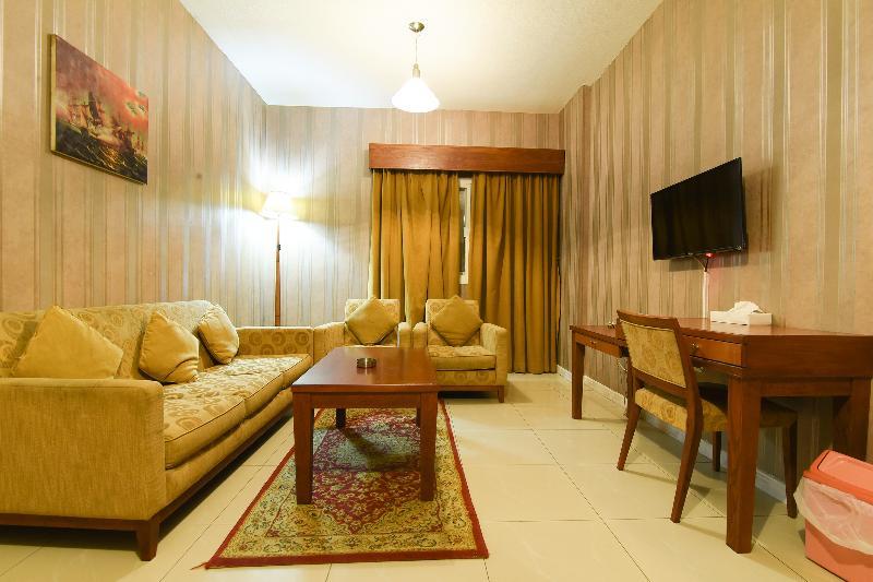 Oyo 274 California Suites 富吉拉 外观 照片